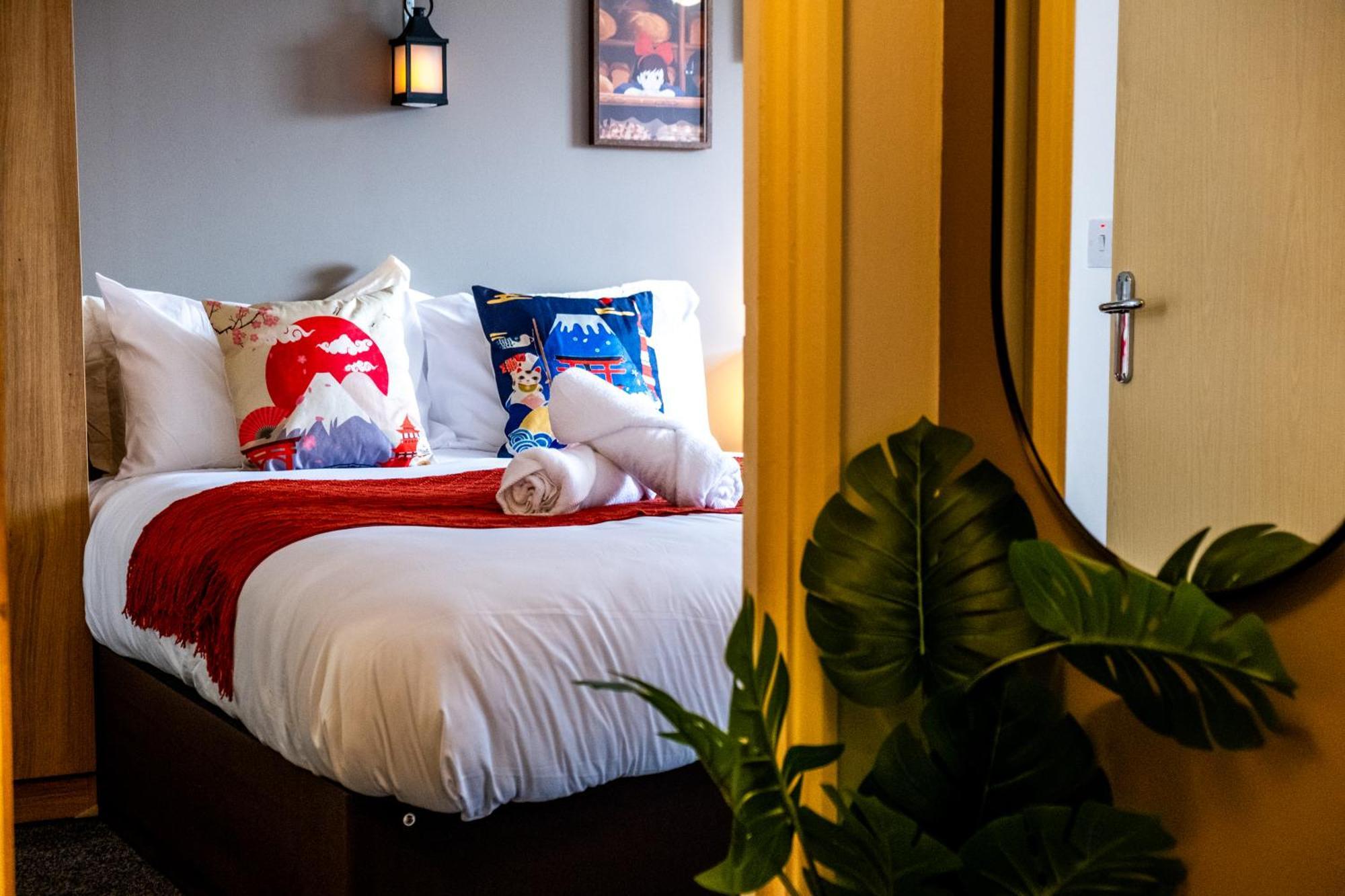Anime Suite - Central And Free Parking With Netflix Бирмингем Экстерьер фото