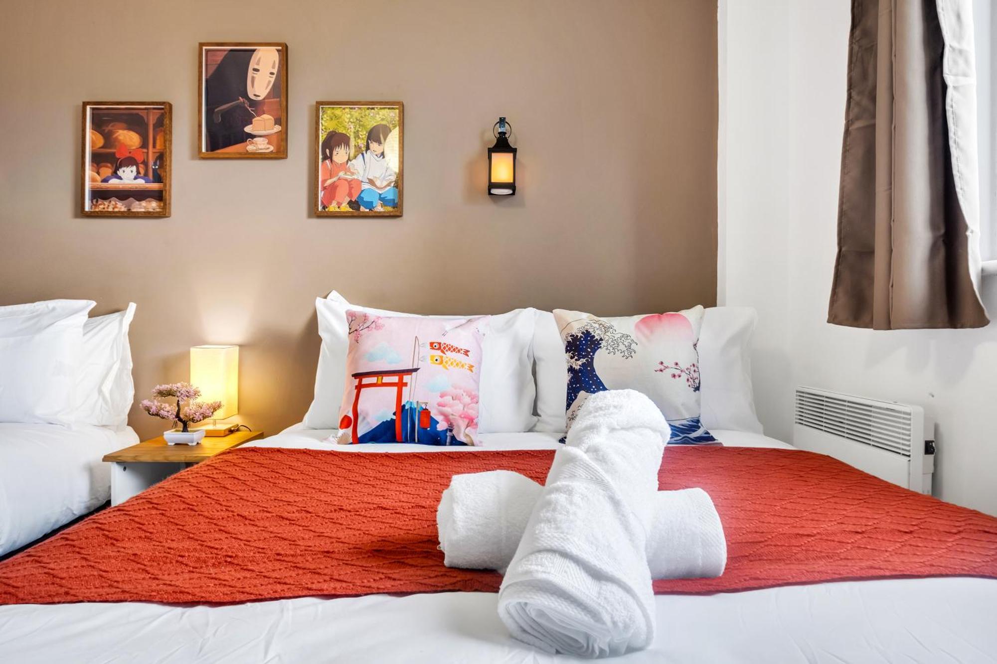 Anime Suite - Central And Free Parking With Netflix Бирмингем Экстерьер фото