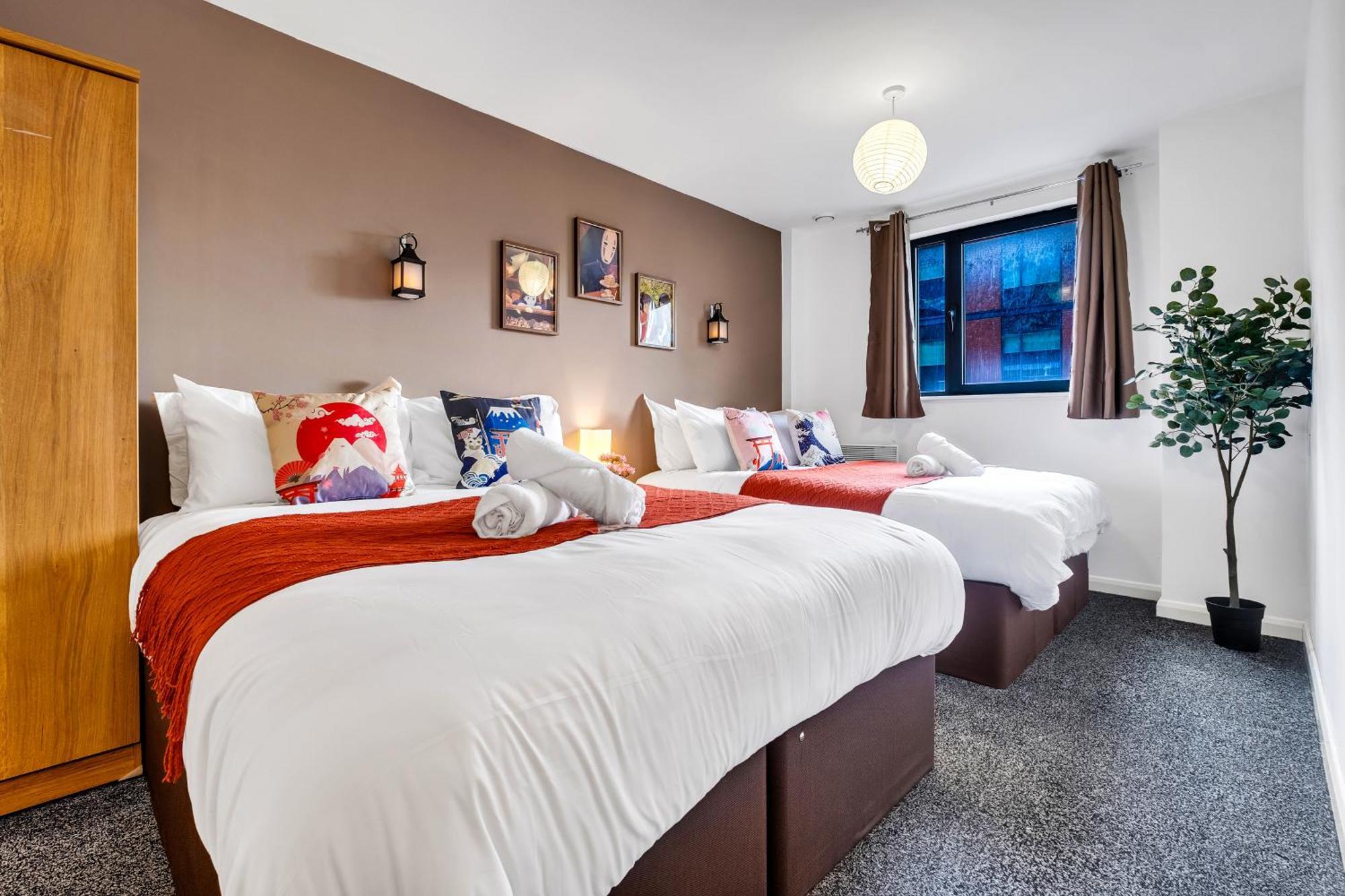 Anime Suite - Central And Free Parking With Netflix Бирмингем Экстерьер фото